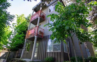 Fabulous Modern 1 Bedroom w All the Bells and Whistles!