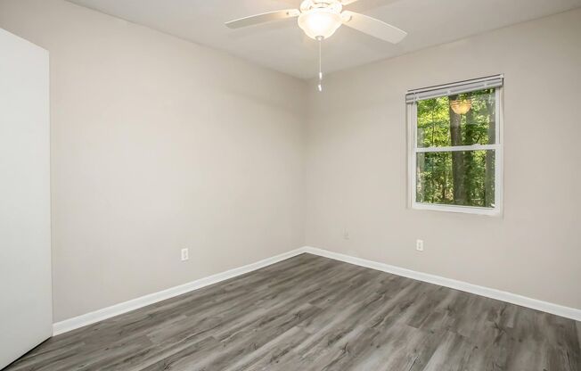 2 beds, 1 bath, 770 sqft, $1,285, Unit G2