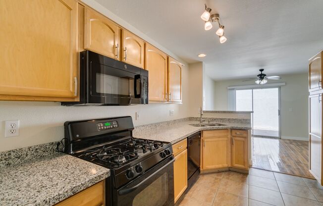 Coming Soon!! 3 Bedroom 2.5 Bathroom Townhouse in Henderson.