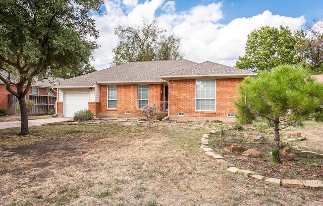 2 Bedroom, 2 Bath Home in Richardson Heights