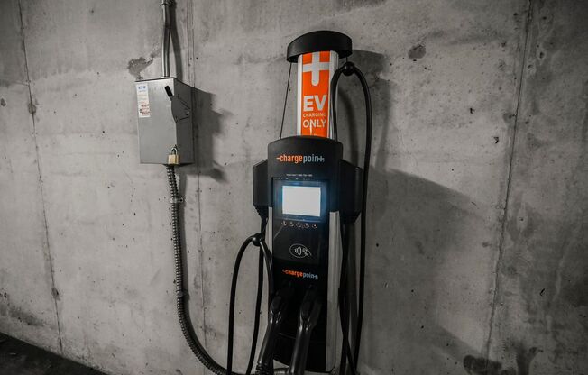 Studio, 1 bath, $1,950, Unit # 753