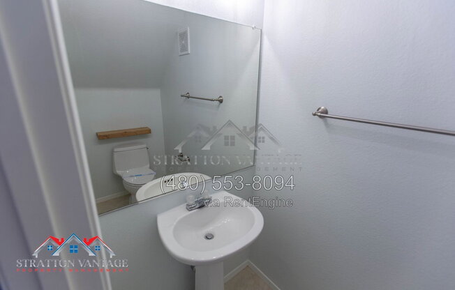 2 beds, 2.5 baths, 1,274 sqft, $2,100, Unit Unit 2034