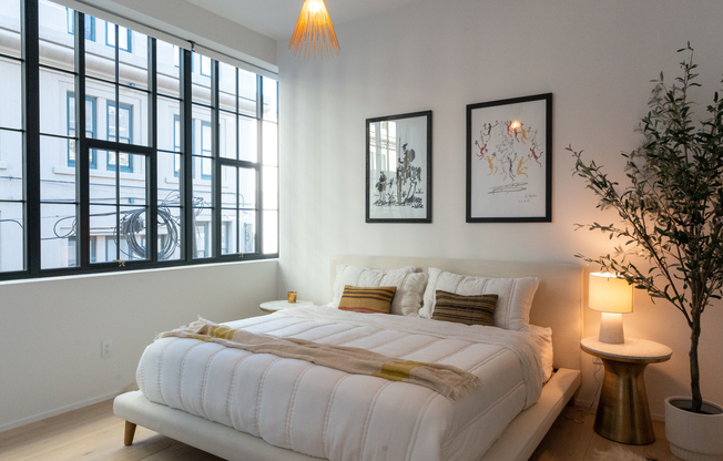 168 PLYMOUTH ST