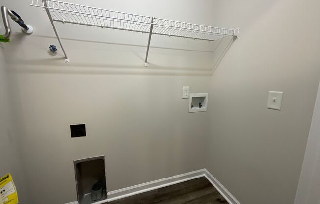 2 beds, 2 baths, 1,131 sqft, $1,425, Unit 2796-6