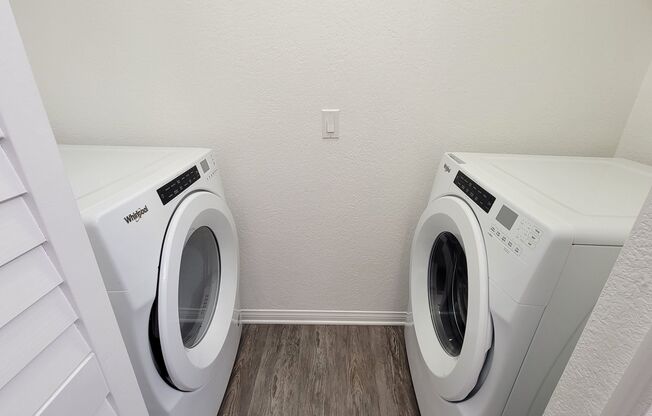 1 bed, 1 bath, 694 sqft, $2,400, Unit 109