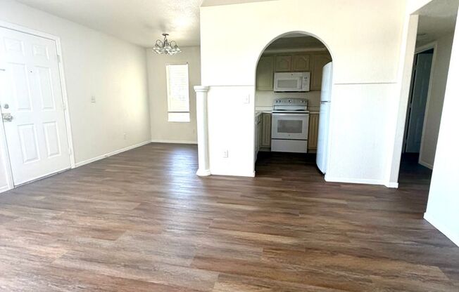 Henderson Cute 2 Bedroom Condominium