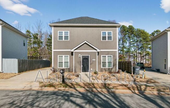 425 Centerfield Drive