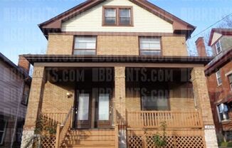 4 beds, 1 bath, $1,295, Unit 3450 Price Ave Unit 2