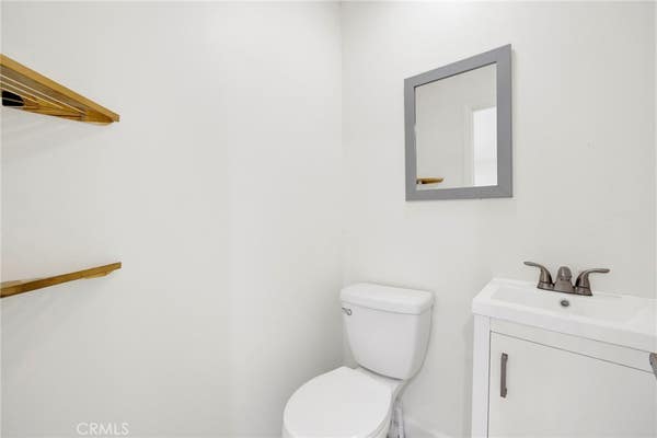 22762 SAN LUIS