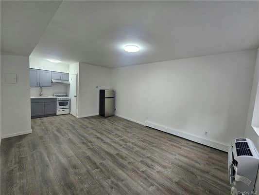 Studio, 1 bath, 330 sqft, $1,300, Unit 1B