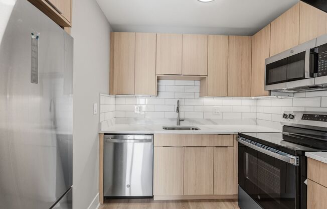 1 bed, 1.5 baths, 678 sqft, $2,500, Unit 14G