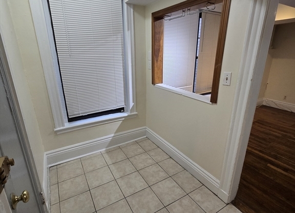 1754 COMMONWEALTH AVE