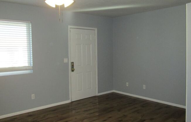 23rd Ave, 21622