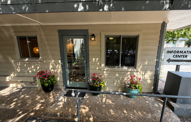 1 bed, 1 bath, 572 sqft, $1,299, Unit WIL-222