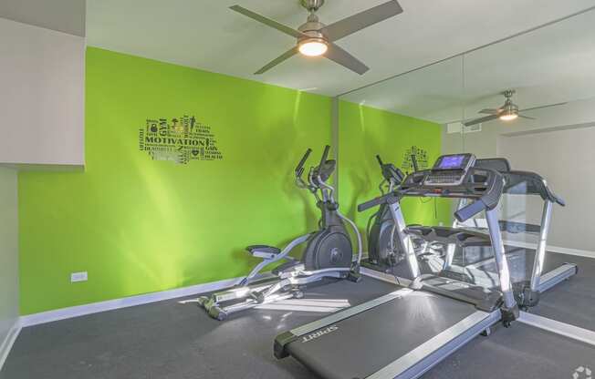Interior picture, fitness room