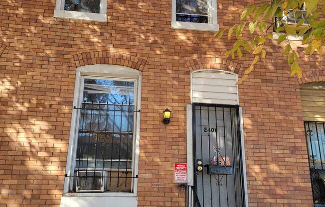 2406 WILKENS AVE