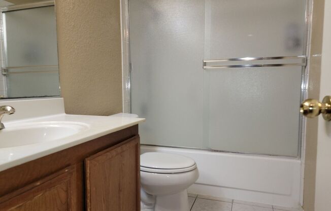 2 beds, 2 baths, $1,500