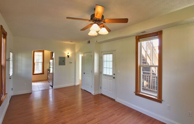 1 bed, 1 bath, 615 sqft, $1,365, Unit CL - 3315