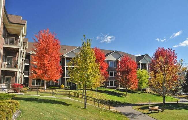 Laurel East End Apartments in Golden Valley, MN photo of an exterior view of an apartment building on a sunny day