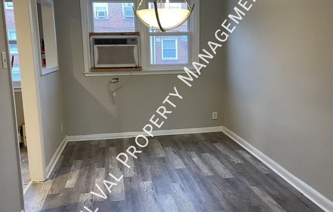 203 E WALNUT PARK DR