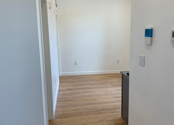 Studio, 1 bath, $1,495, Unit 207