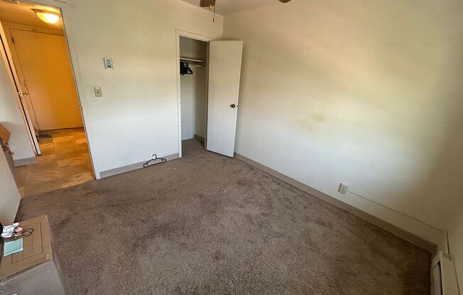 1 bed, 1 bath, $895, Unit 810