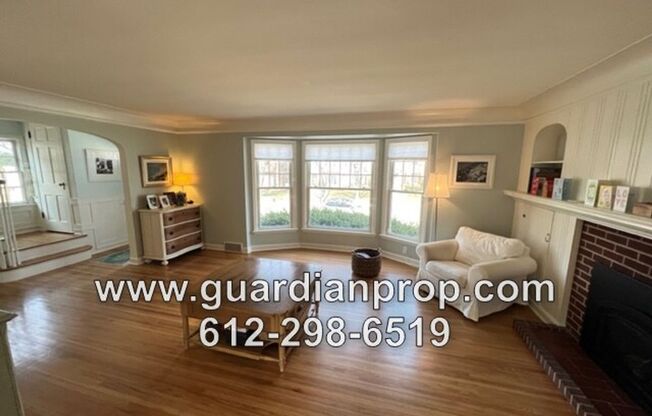 Highland Park House Available December 1st, Updated Kitchen & Baths, HW Floors, Lower Family Room, Sunroom, Fenced Yard