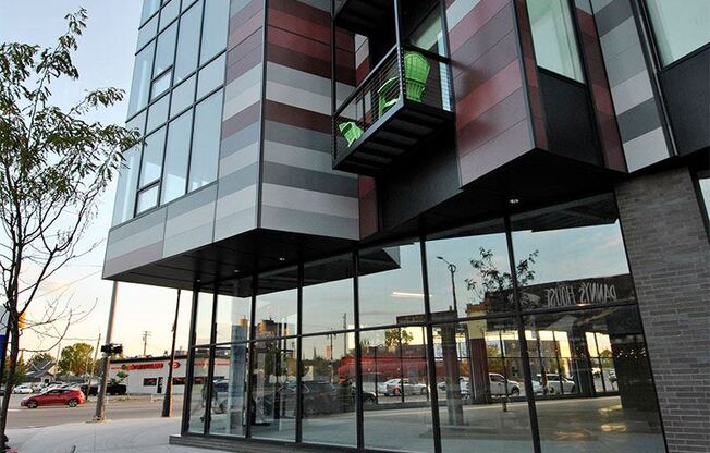Furnished/Flex-Lease in Corktown