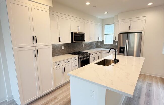 Brand New 2BR/2.5BA Townhome – 1669Sq Ft of Modern Luxury!