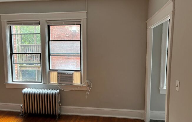 Studio, 1 bath, $1,525