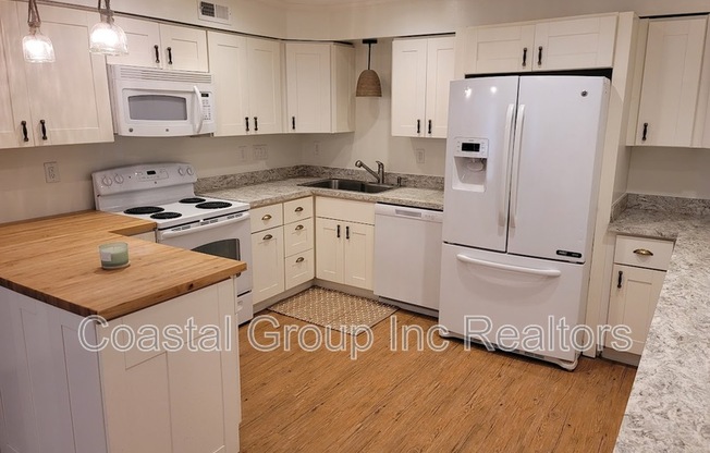 402 DUCK HUNTER CT