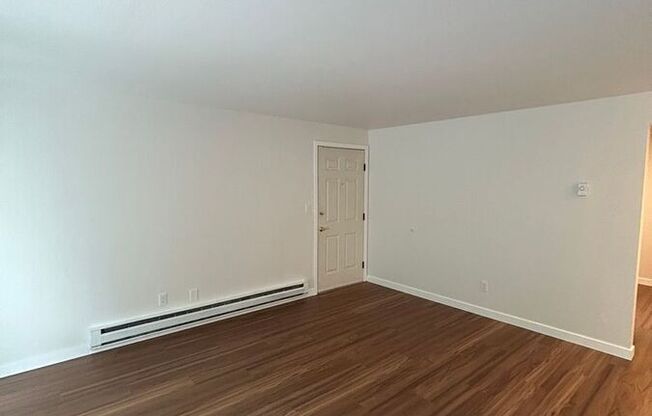 265 E SUNSET WAY