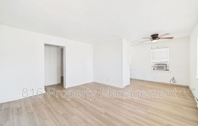 1613 EVERETT AVE