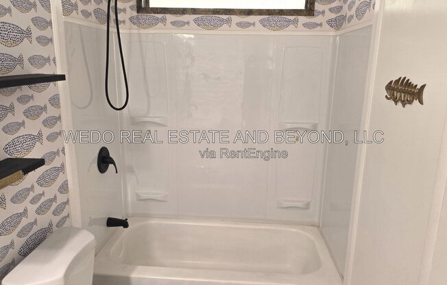 3 beds, 2 baths, 1,248 sqft, $1,895