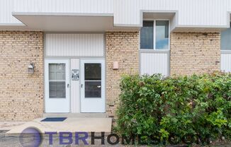 8656 W 62nd Pl