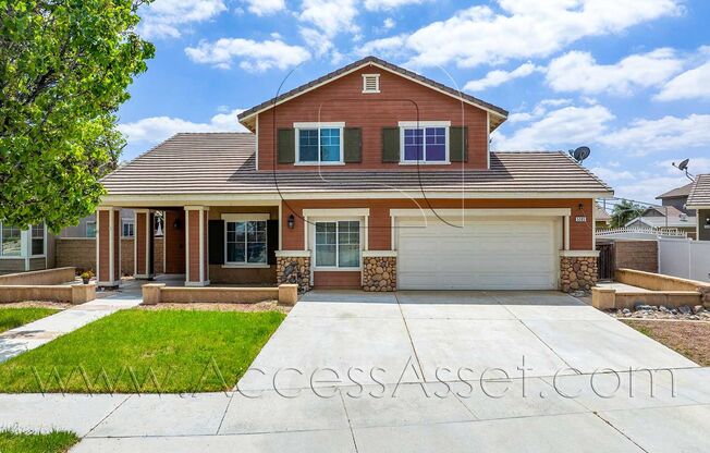 Dream Home With 5 Bed/3 Bath In Stoney Mountain Ranch Community!