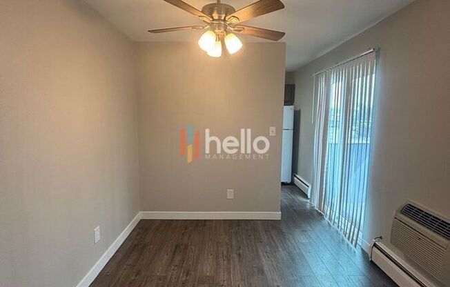 3209 E FOUNTAIN BLVD