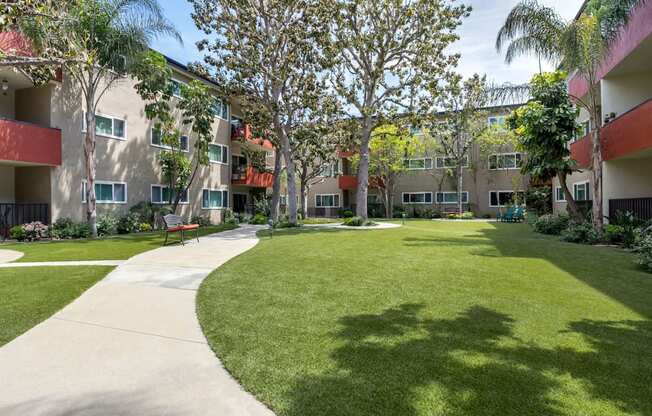 Peaceful Community with Lush Landscaping at White Oak Terrace Apartments, California, 91316