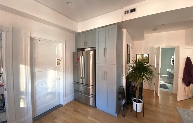 8 CHERRY ST