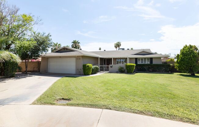 Tempe Beauty! 2199 Sq Ft 4 bedroom 2 bath with Pool & Pool Table