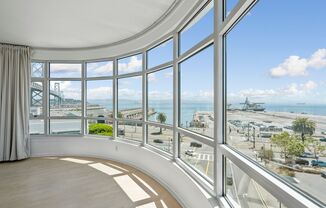 Light Filled 2 Bed, 2 Bath South Beach Portside Condo - Spectacular Water Front Views