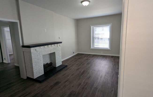 1 bed, 1 bath, $995, Unit Unit 1