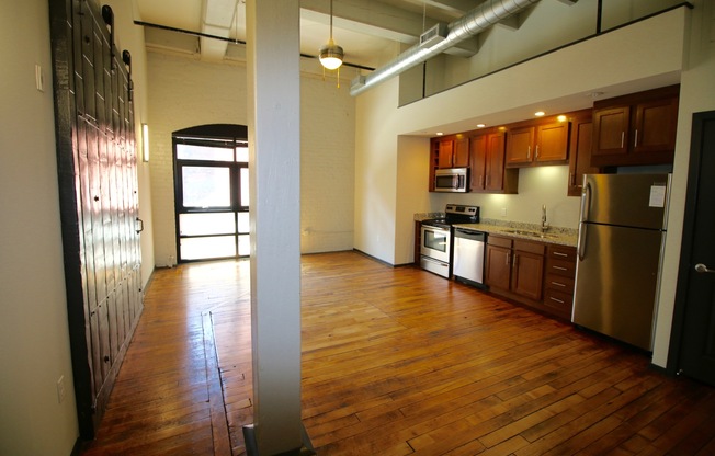 Studio, 1 bath, 454 sqft, $1,195, Unit APT 210