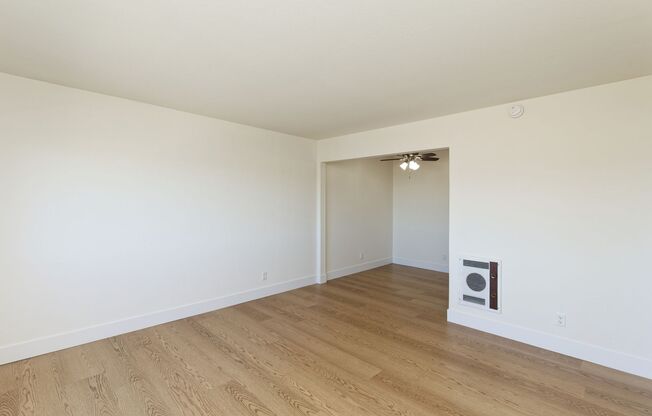 1 bed, 1 bath, 650 sqft, $1,975, Unit 315