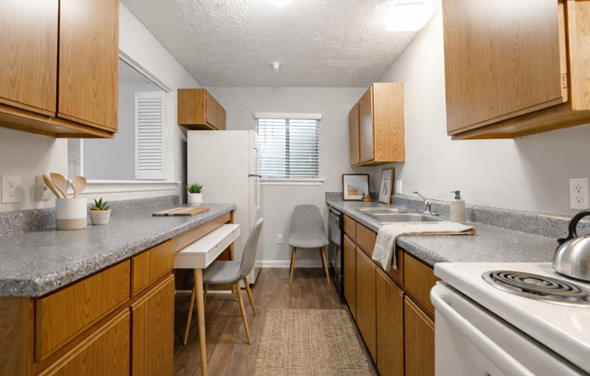 1 bed, 1.5 baths, 700 sqft, $1,200, Unit 1538-L