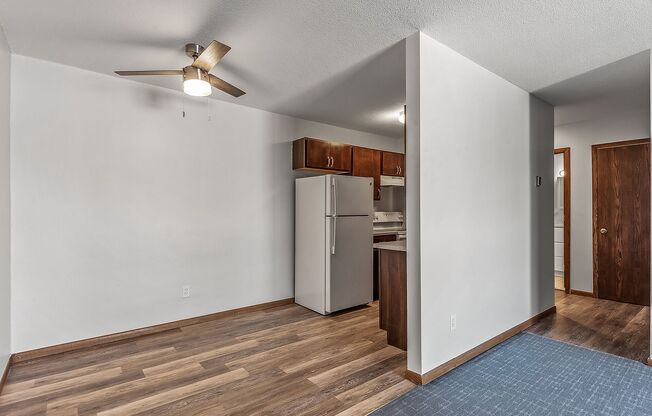 1 bed, 1 bath, 675 sqft, $1,095, Unit 319