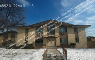 4552 N 92 ST
