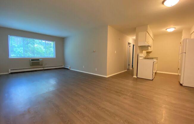 College Manor Apartments