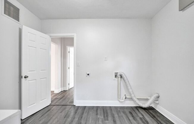 Beautiful 3 bedroom 2 bath Home in Miramar with POOL