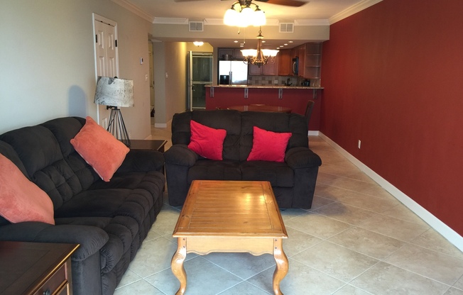 2 beds, 2 baths, $2,195, Unit Parking spot 6